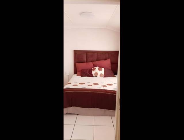 2 BEDROOM PROPERTY TO RENT IN OVERPORT